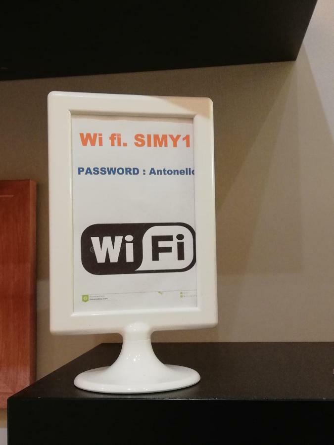 B&B Simy Napoli Eksteriør bilde